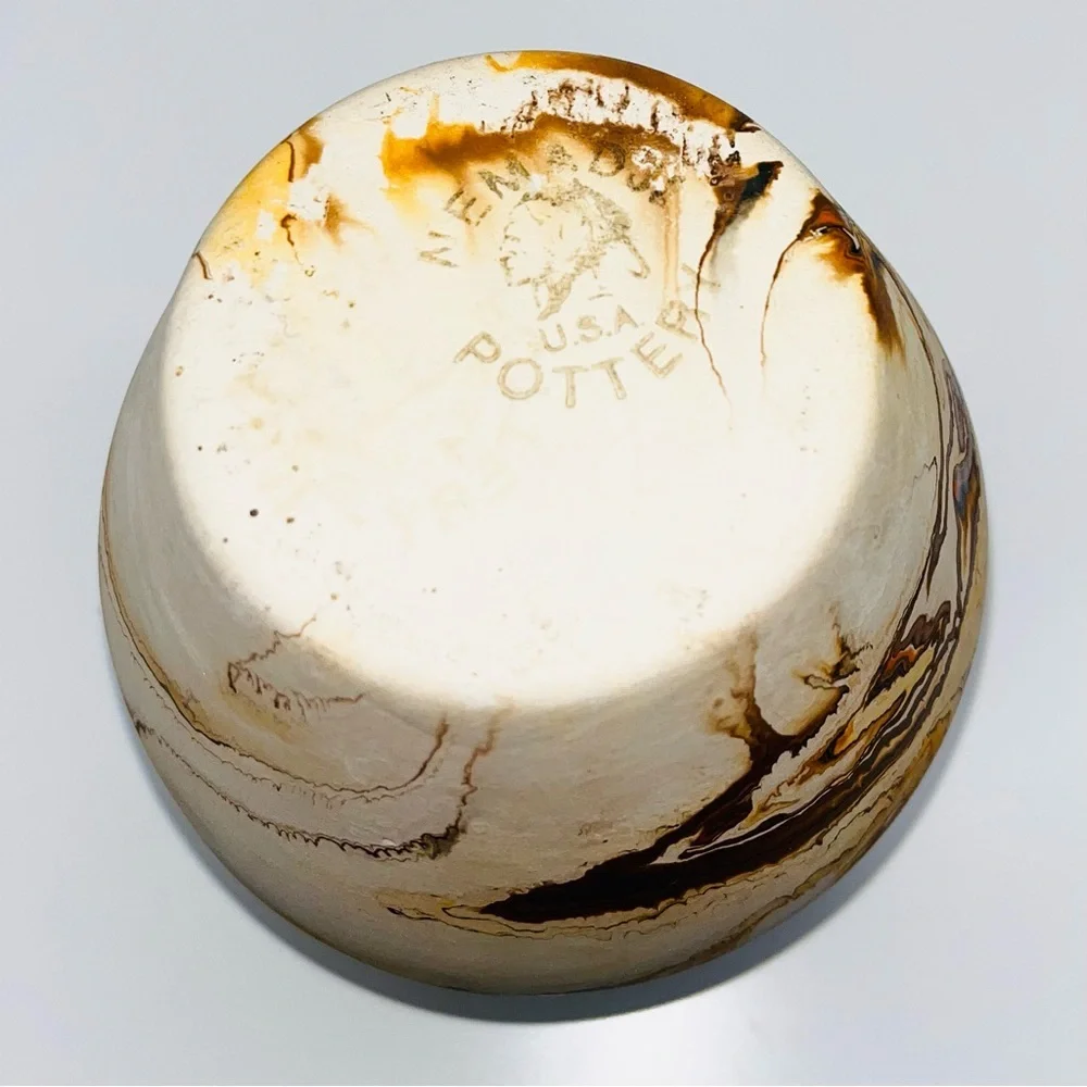 VINTAGE NEMADJI POTTERY CREAM  BROWN ORANGE MARBLE SWIRL VASE 5.5” Tall EUC